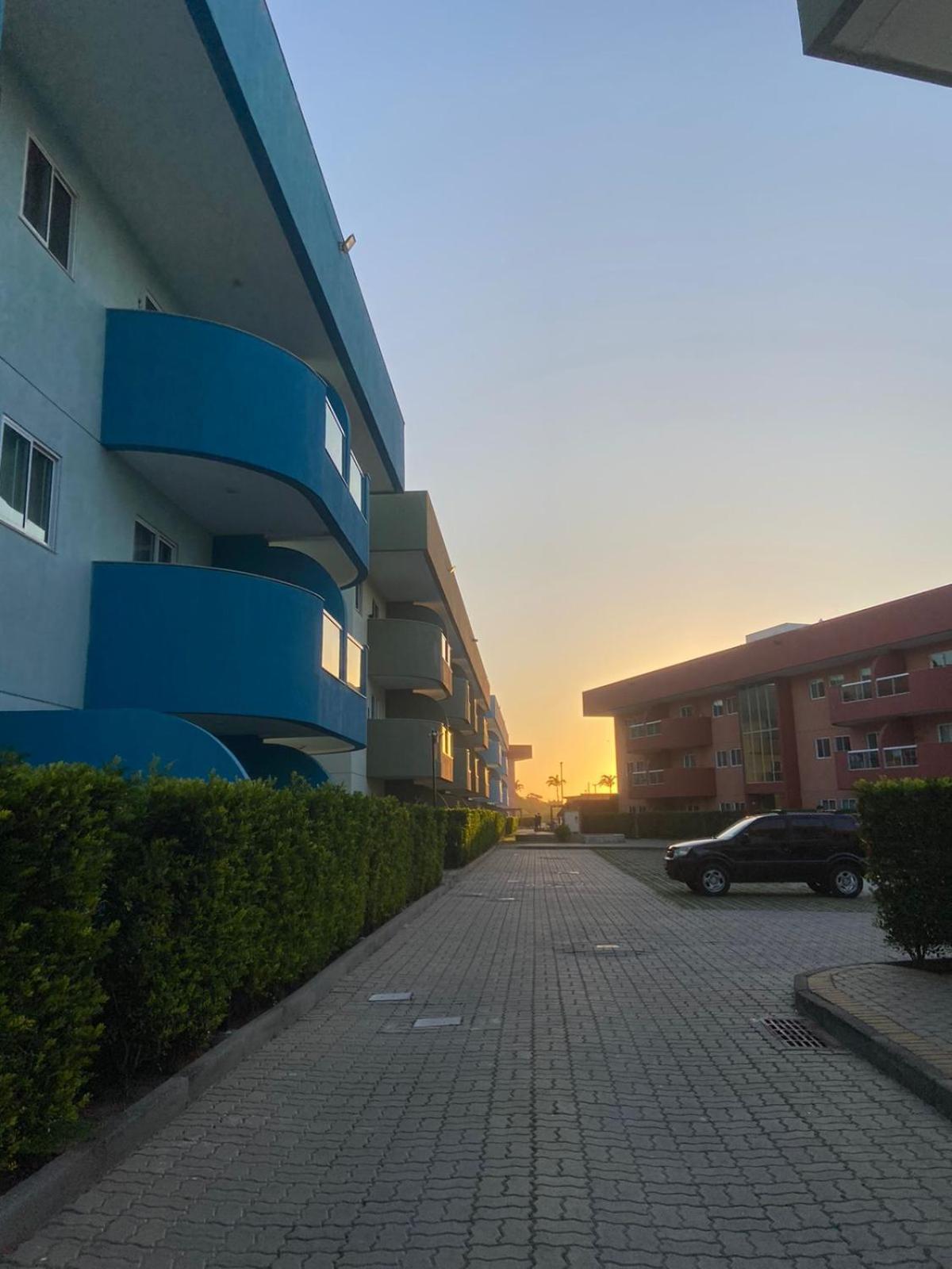 Condominio Golden Lake - Temporada - أرايال دو كابو المظهر الخارجي الصورة